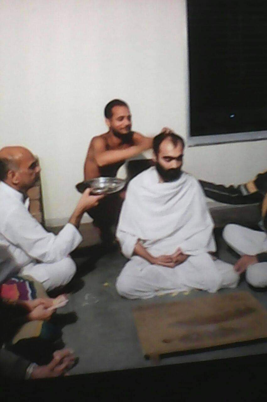ब्रह्मचारी दीक्षा क्षण